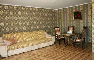 Гостиница Вап Ейск Люкс двухкомнатный с балконом-2