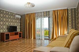 Гостиница Вап Ейск Люкс двухкомнатный с балконом-3